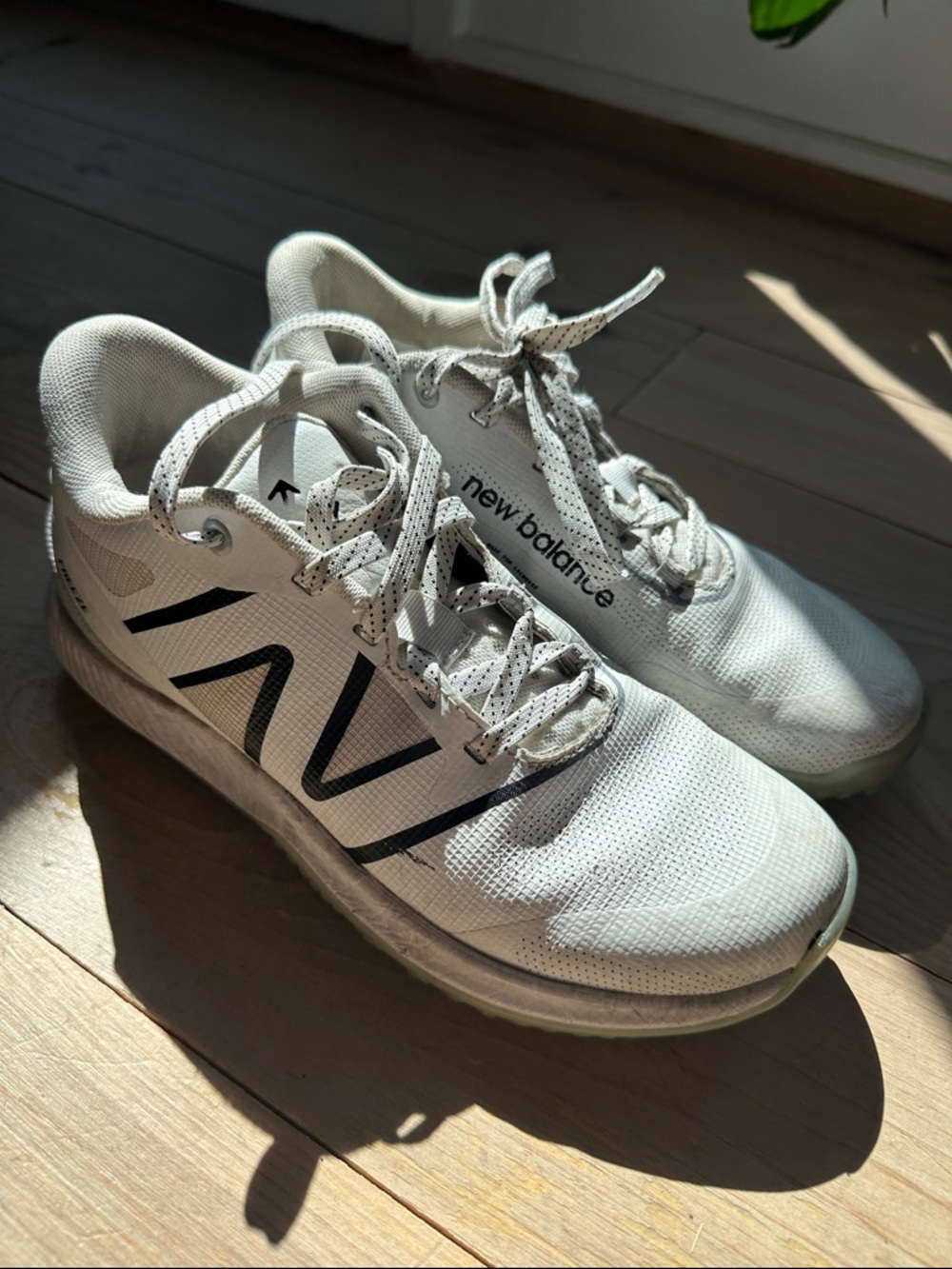 New Balance White Turf sneakers women’s 6